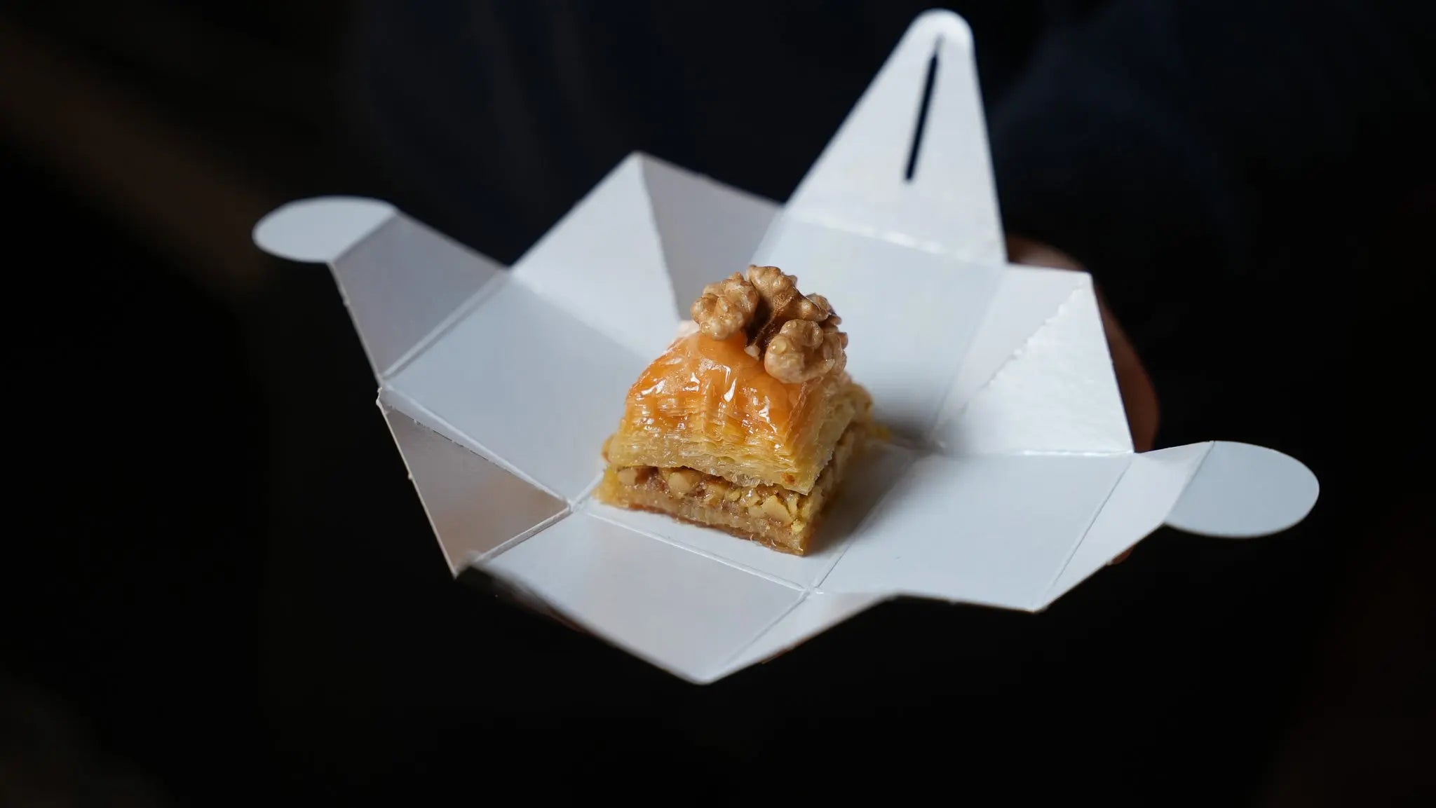 Stück Walnussen Backlava Präsentationsbox | Event & Special Edition – Back-Lava