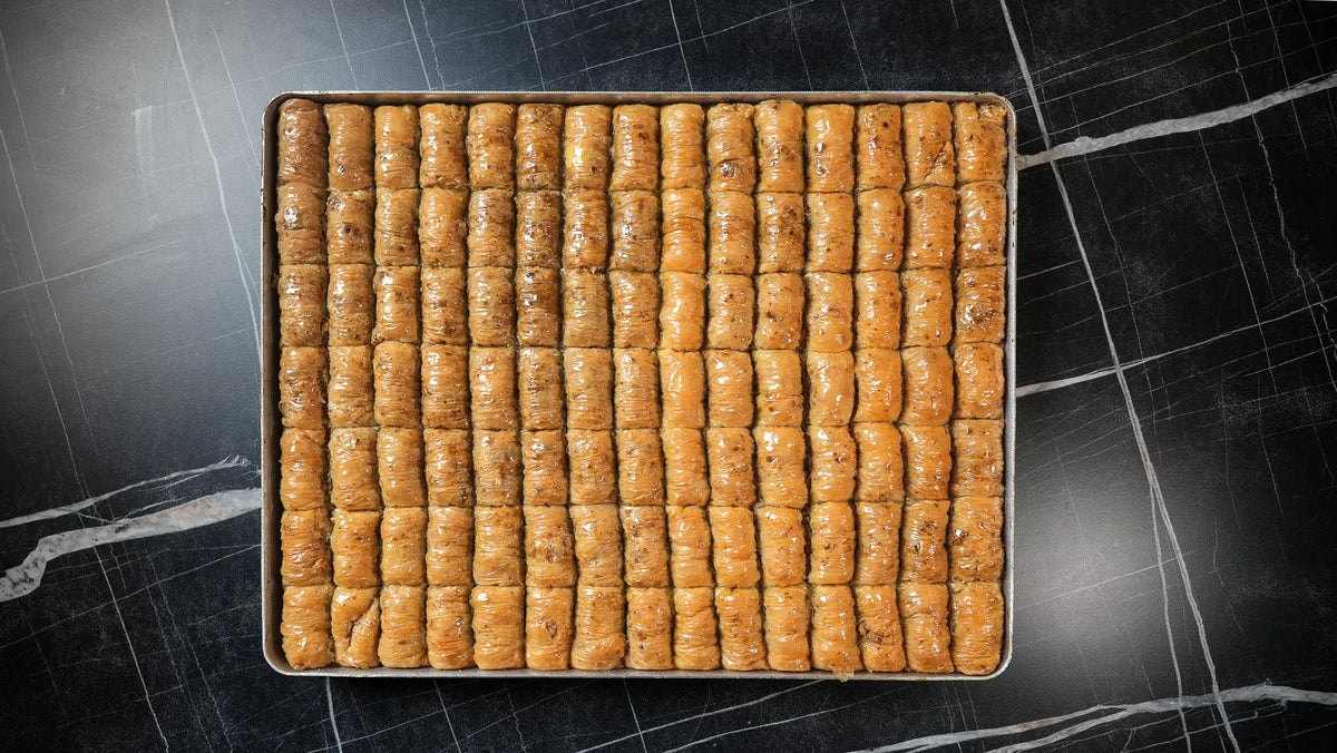 Gerollte Baklava mit Walnuss Blech | ca. 3800 g – Back-Lava 