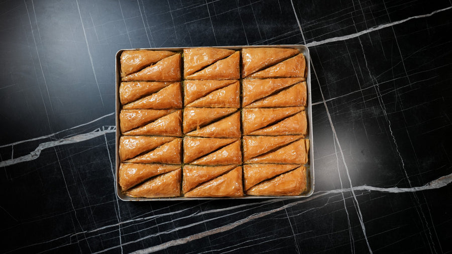 Ganzes Blech Baklava für Firmenkunden und Firmenfeiern
