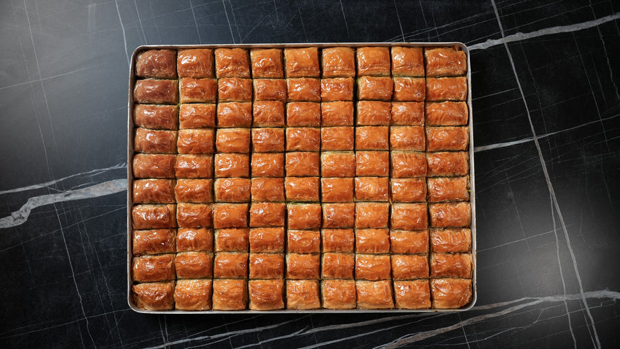 Ganzes Blech klassische Baklava für Hochzeitssäle und Eventlocations