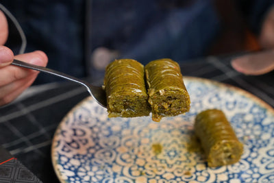 Geschenk Blech Pistazien Traum | Grüne Sarma mit Pistazien – Back-Lava 